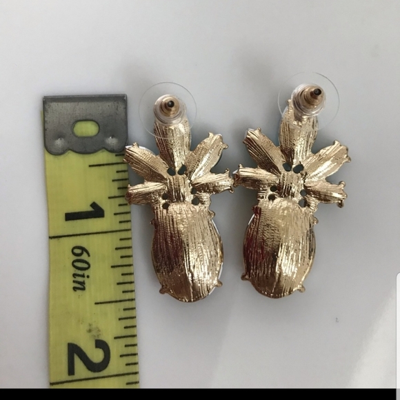 Jeweled pineapple stud earrings 🍍sparkly yellow cubic zirconia Party - Picture 5 of 5